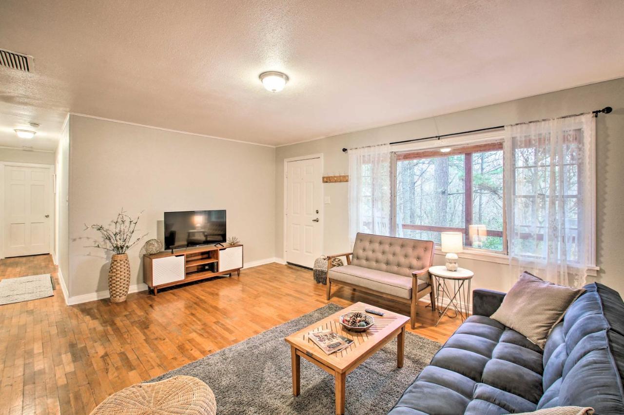 Centrally Located Hot Springs Home With Deck! Eksteriør billede