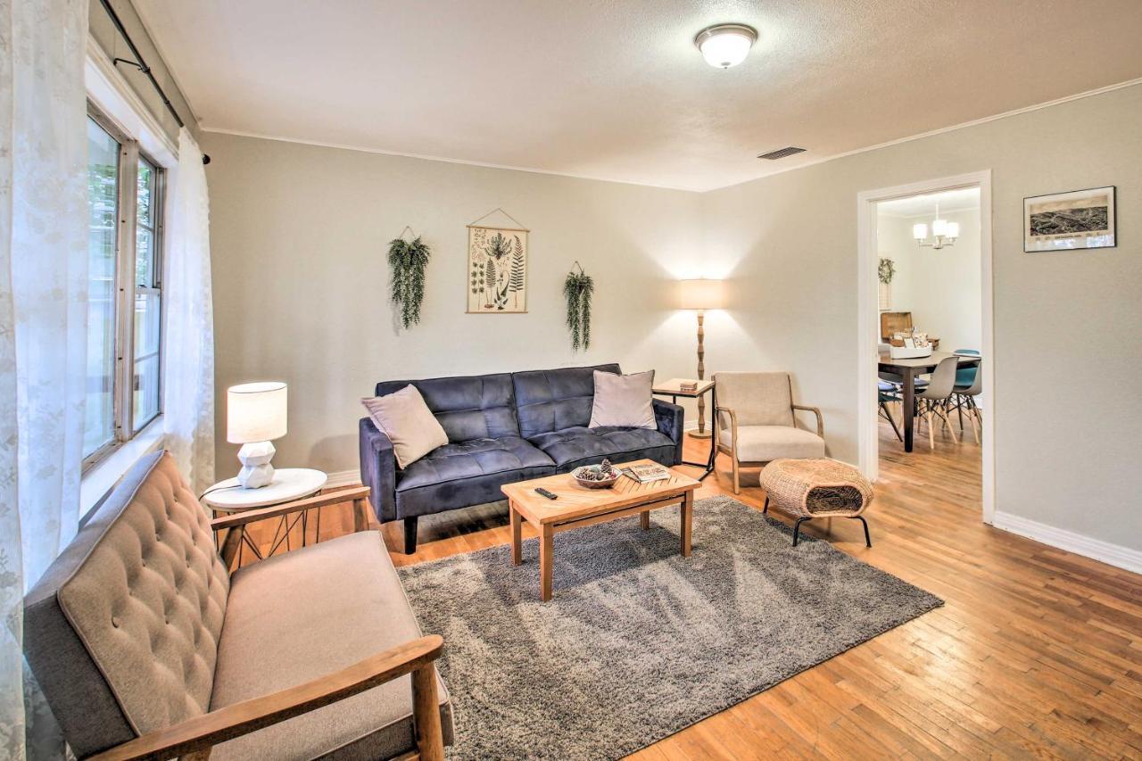Centrally Located Hot Springs Home With Deck! Eksteriør billede