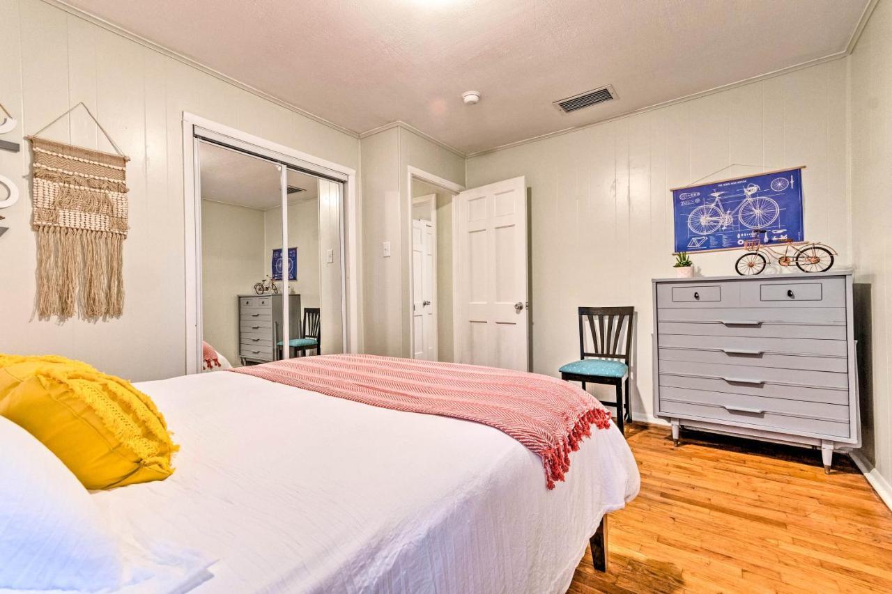 Centrally Located Hot Springs Home With Deck! Eksteriør billede